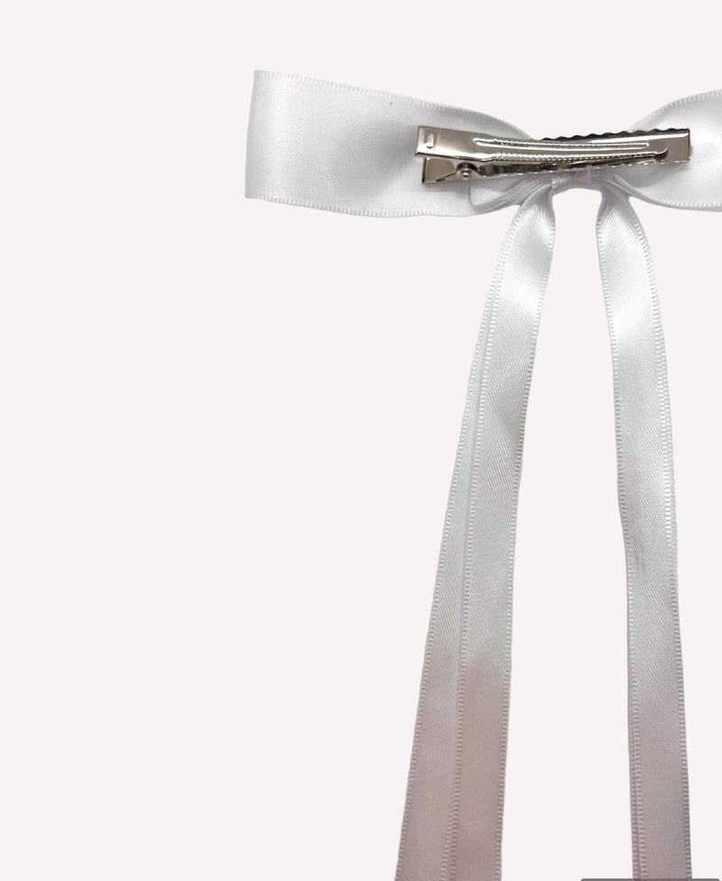 white hair ribbon bow clip
