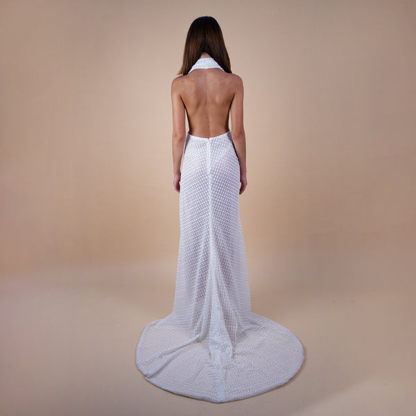 Backless bridal gown